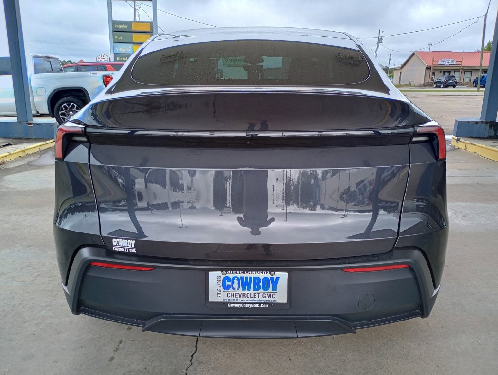 Used 2026 Tesla Model Y Long Range RWD image 5