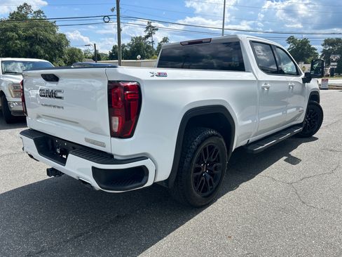 Used 2024 GMC Sierra 1500 Elevation w/ X31 Off-Road Package AWD/4WD image 9