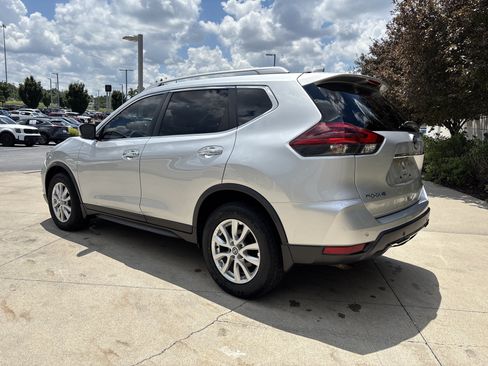 Used 2019 Nissan Rogue SV AWD/4WD image 7