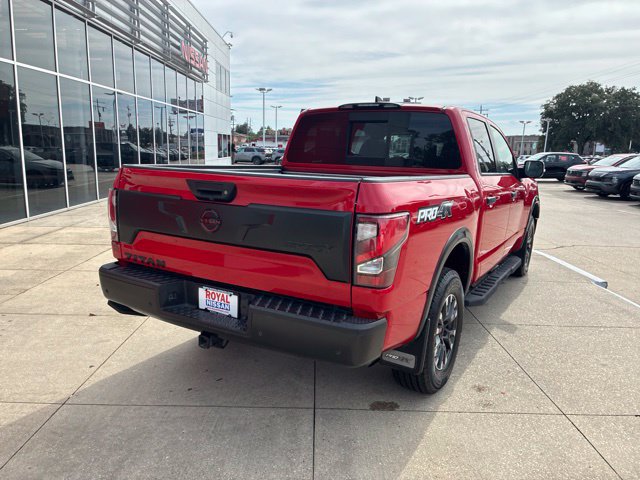 Used 2024 Nissan Titan PRO-4X w/ Pro-4x Convenience Package AWD/4WD image 7