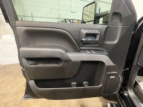 Used 2018 Chevrolet Silverado 2500 LTZ w/ Custom Sport Edition image 27