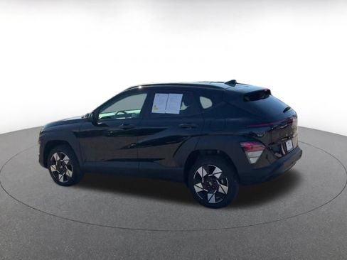 Used 2025 Hyundai Kona SEL AWD/4WD image 8