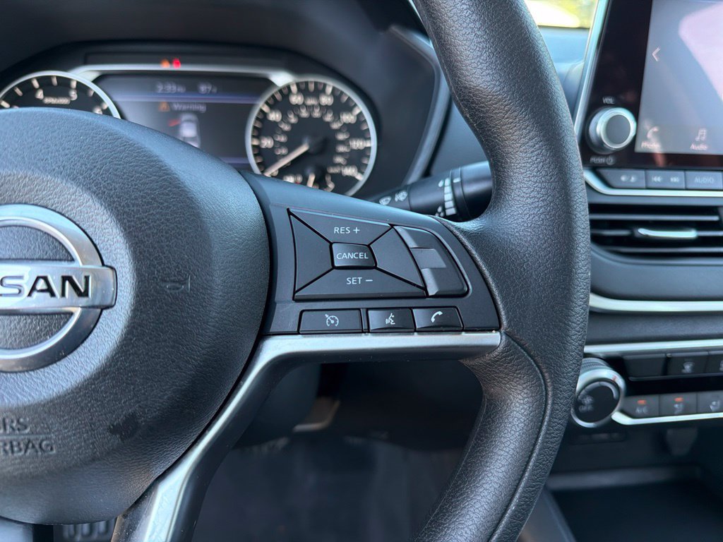 Certified 2022 Nissan Altima 2.5 SV FWD image 17