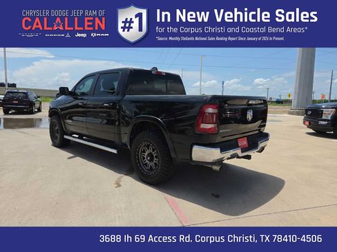 Used 2020 RAM 1500 Laramie AWD/4WD image 12