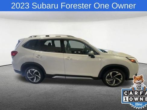 Used 2023 Subaru Forester Touring image 10