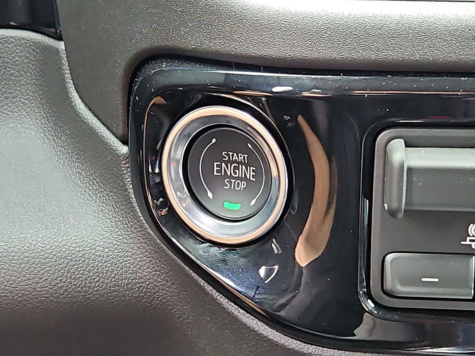 New 2026 Chevrolet Silverado 1500 RST AWD/4WD image 18