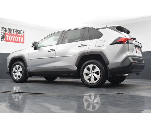 Used 2025 Toyota RAV4 LE AWD/4WD image 25