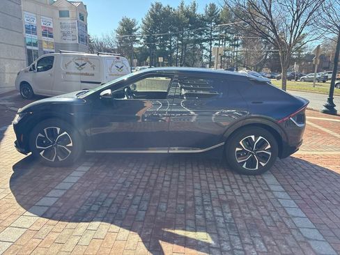 Certified 2024 Kia EV6 Wind w/ Wind Technology Package image 6