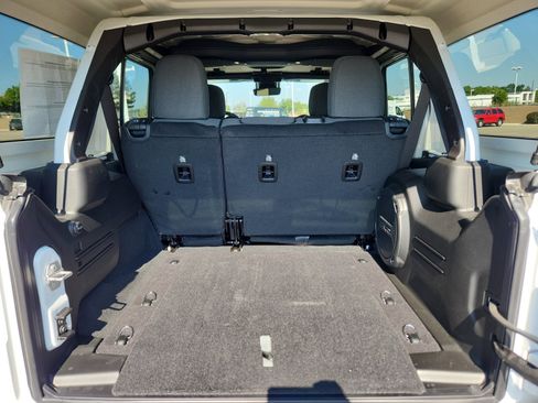 New 2025 Jeep Wrangler Unlimited Rubicon w/ Technology Group image 35