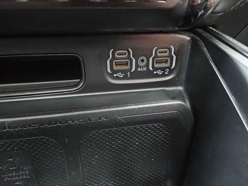 Used 2022 RAM 1500 Limited image 25