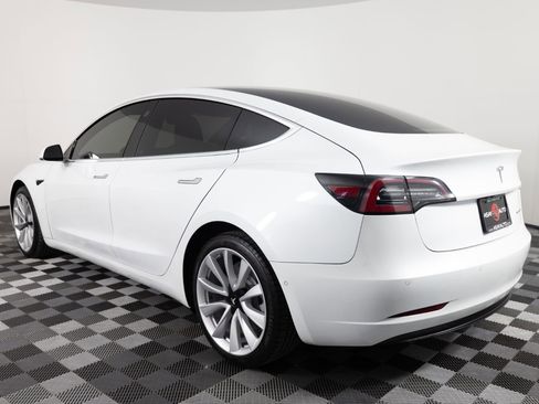 Used 2020 Tesla Model 3 Long Range AWD/4WD image 4