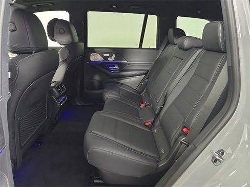 New 2026 Mercedes-Benz GLS 580 4MATIC image 15