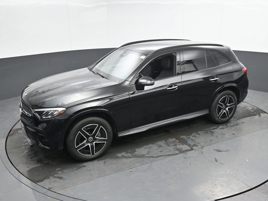 Used 2023 Mercedes-Benz GLC 300 image 33