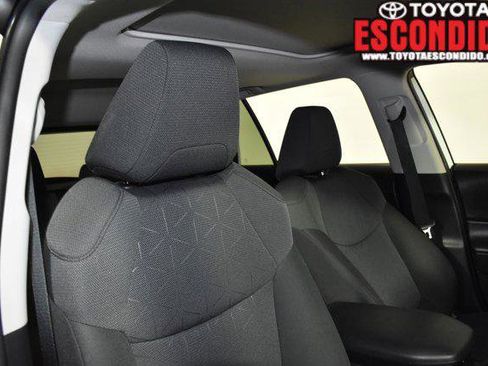 Certified 2022 Toyota RAV4 XLE w/ Convenience Package image 24