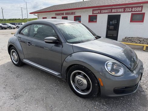 Used 2012 Volkswagen Beetle 2.5 FWD image 1