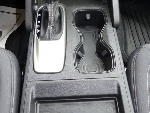 Used 2024 Nissan Frontier SV w/ Technology Package AWD/4WD image 57