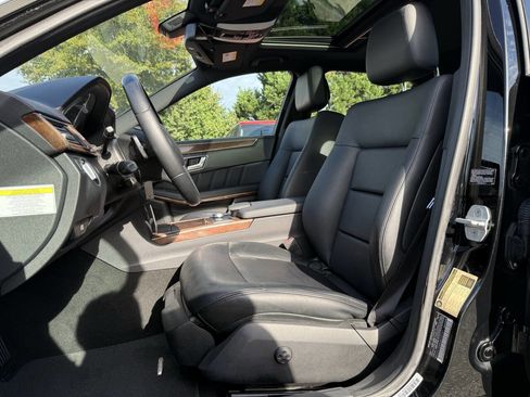 Used 2013 Mercedes-Benz E 350 BlueTEC Sedan image 8