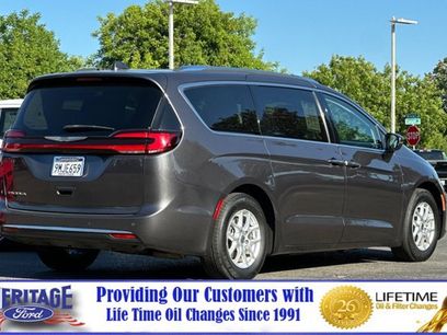 Used 2021 Chrysler Pacifica Touring-L