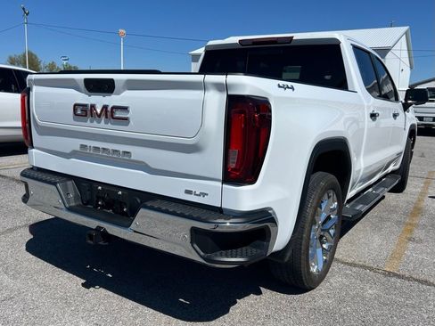 Used 2022 GMC Sierra 1500 SLT w/ SLT Premium Plus Package image 8