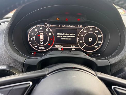 Used 2017 Audi A3 e-tron Premium Plus image 30