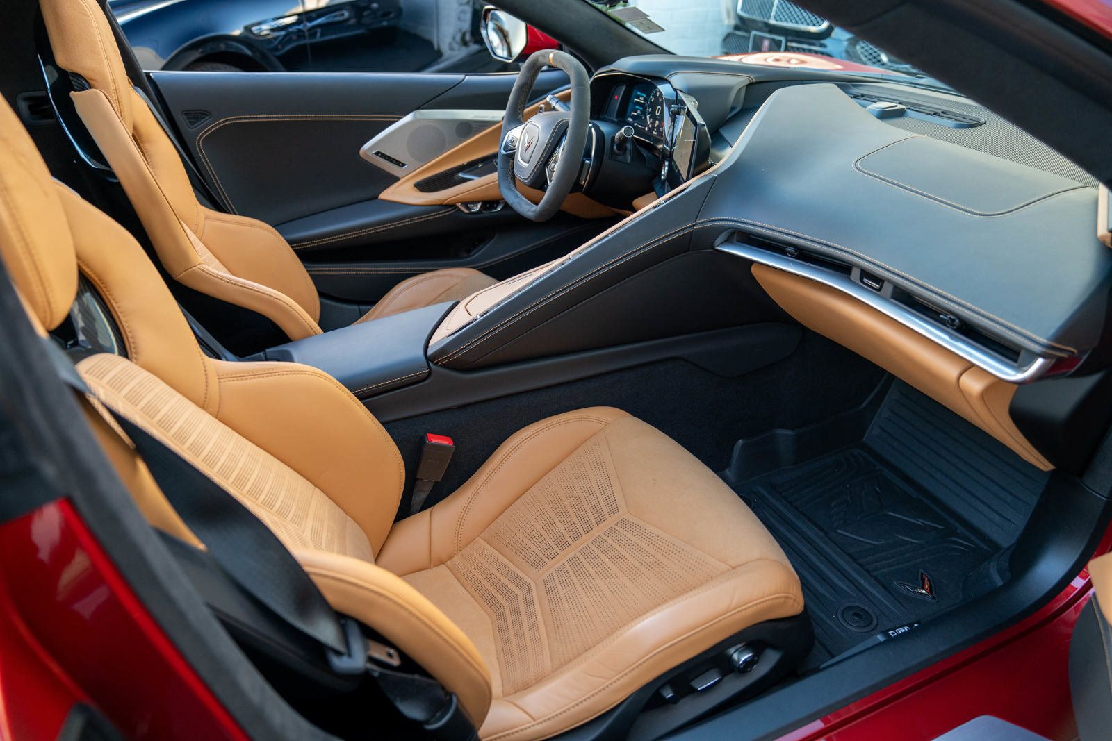 Used 2021 Chevrolet Corvette Stingray Premium Cpe w/ LPO, Roadside Safety Package RWD image 27