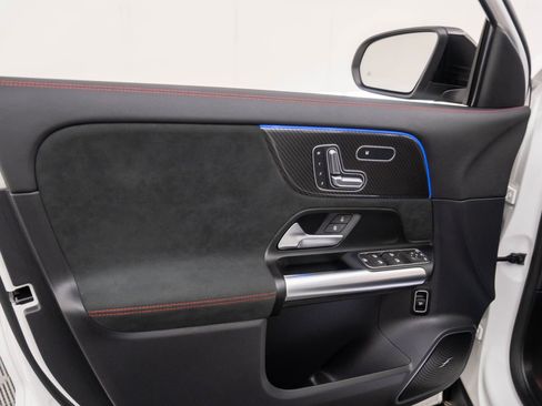 New 2025 Mercedes-Benz GLA 35 AMG GLA 35 AMG image 14