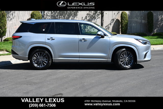 Used 2024 Lexus TX 350 AWD w/ Cold Weather Package image 3