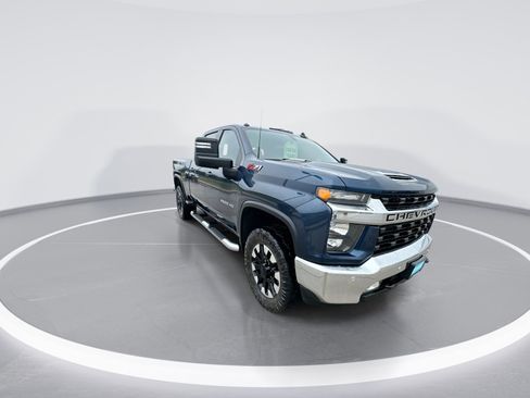 Used 2020 Chevrolet Silverado 2500 LT w/ All Star Edition AWD/4WD image 2
