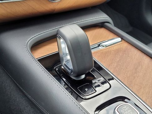 Certified 2023 Volvo XC90 T8 Plus w/ Protection Package Premier image 26