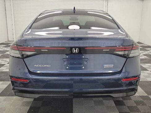 Used 2024 Honda Accord Touring image 5
