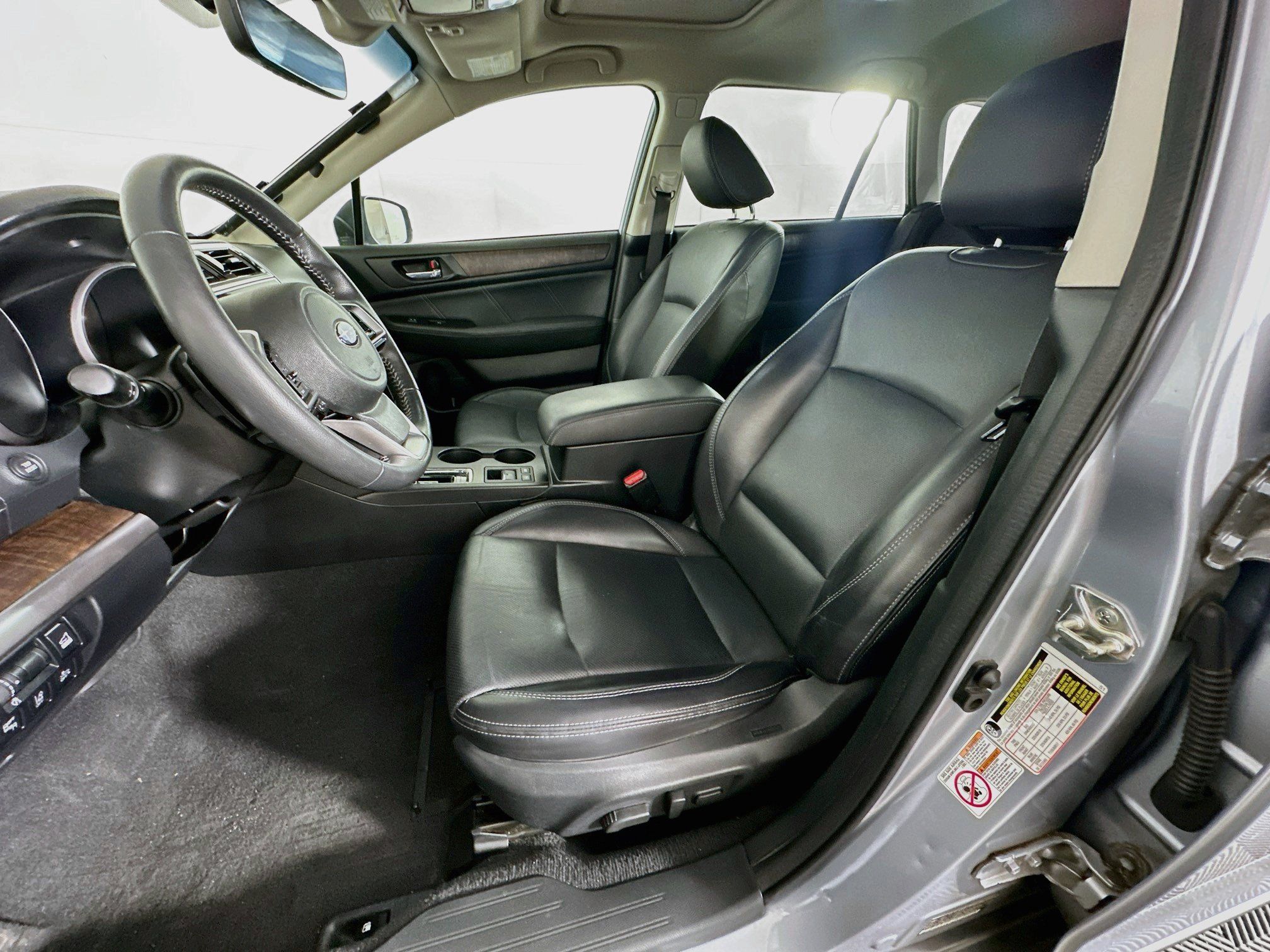 Used 2018 Subaru Outback 2.5i Limited AWD/4WD image 13