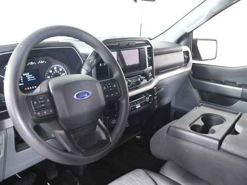 Used 2022 Ford F150 XLT image 19