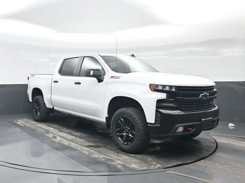 Used 2021 Chevrolet Silverado 1500 LT Trail Boss w/ Convenience Package II AWD/4WD image 9