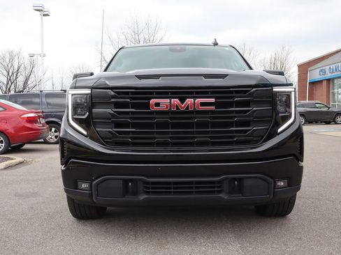 Used 2024 GMC Sierra 1500 Elevation image 5