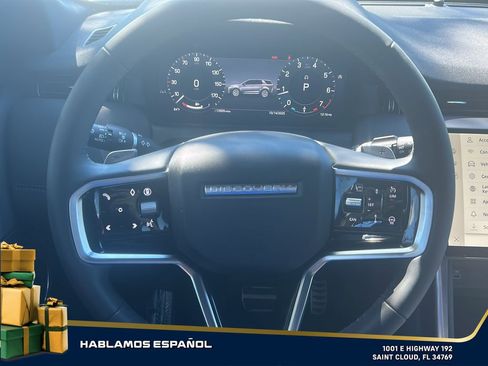 Used 2024 Land Rover Discovery Sport Dynamic SE image 16