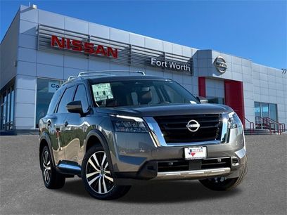 New 2025 Nissan Pathfinder Platinum w/ Cargo Package