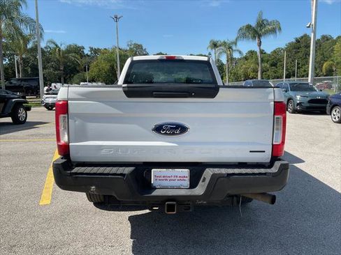 Used 2017 Ford F250 XL RWD image 4