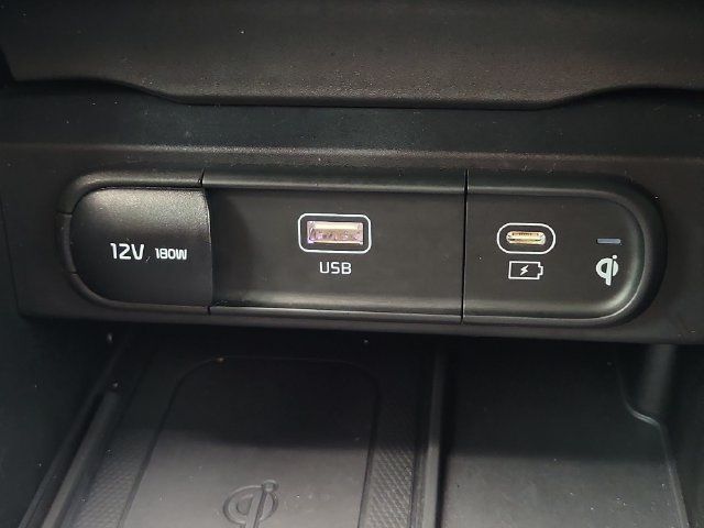 Used 2024 Kia Telluride EX w/ EX Captain's Chair Package AWD/4WD image 34