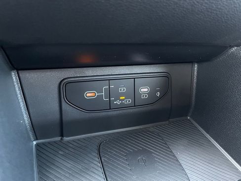 New 2026 Kia Sportage EX w/ EX Panorama Roof Package image 19