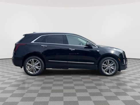 Certified 2023 Cadillac XT5 Premium Luxury w/ LPO, Floor Liner Package AWD/4WD image 9