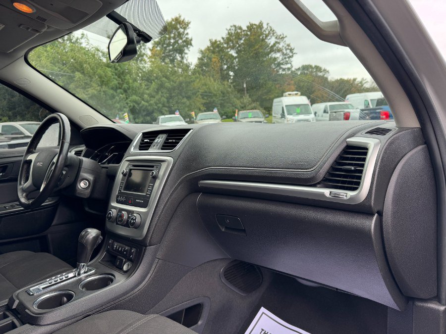 Used 2016 GMC Acadia SLE FWD image 21