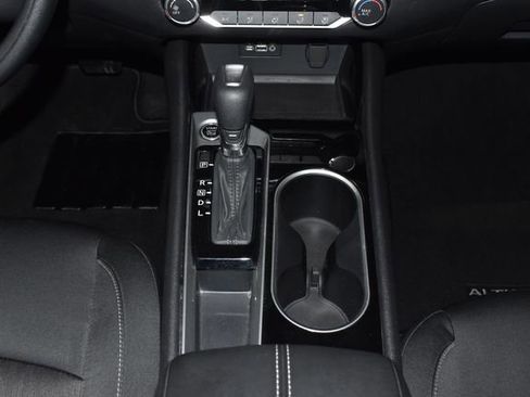 Used 2024 Nissan Altima 2.5 SV image 20