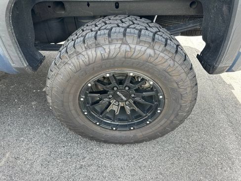 Used 2024 GMC Sierra 1500 Elevation RWD image 5