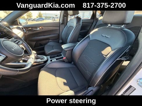 Used 2024 Kia Forte GT-Line w/ GT-Line Premium Package image 13