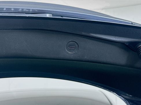 Used 2023 Tesla Model 3 Standard Range RWD image 31