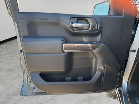 Used 2021 Chevrolet Silverado 1500 LTZ image 26