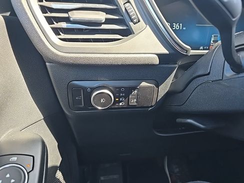 Used 2025 Ford Escape Platinum AWD/4WD image 21