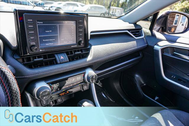 Used 2020 Toyota RAV4 XLE w/ Convenience Package FWD image 26