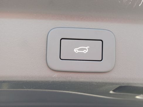 New 2026 Jaguar F-PACE R-Dynamic S image 28