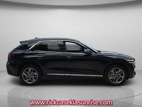 Used 2024 Genesis GV70 2.5T w/ Advanced Package AWD/4WD image 4